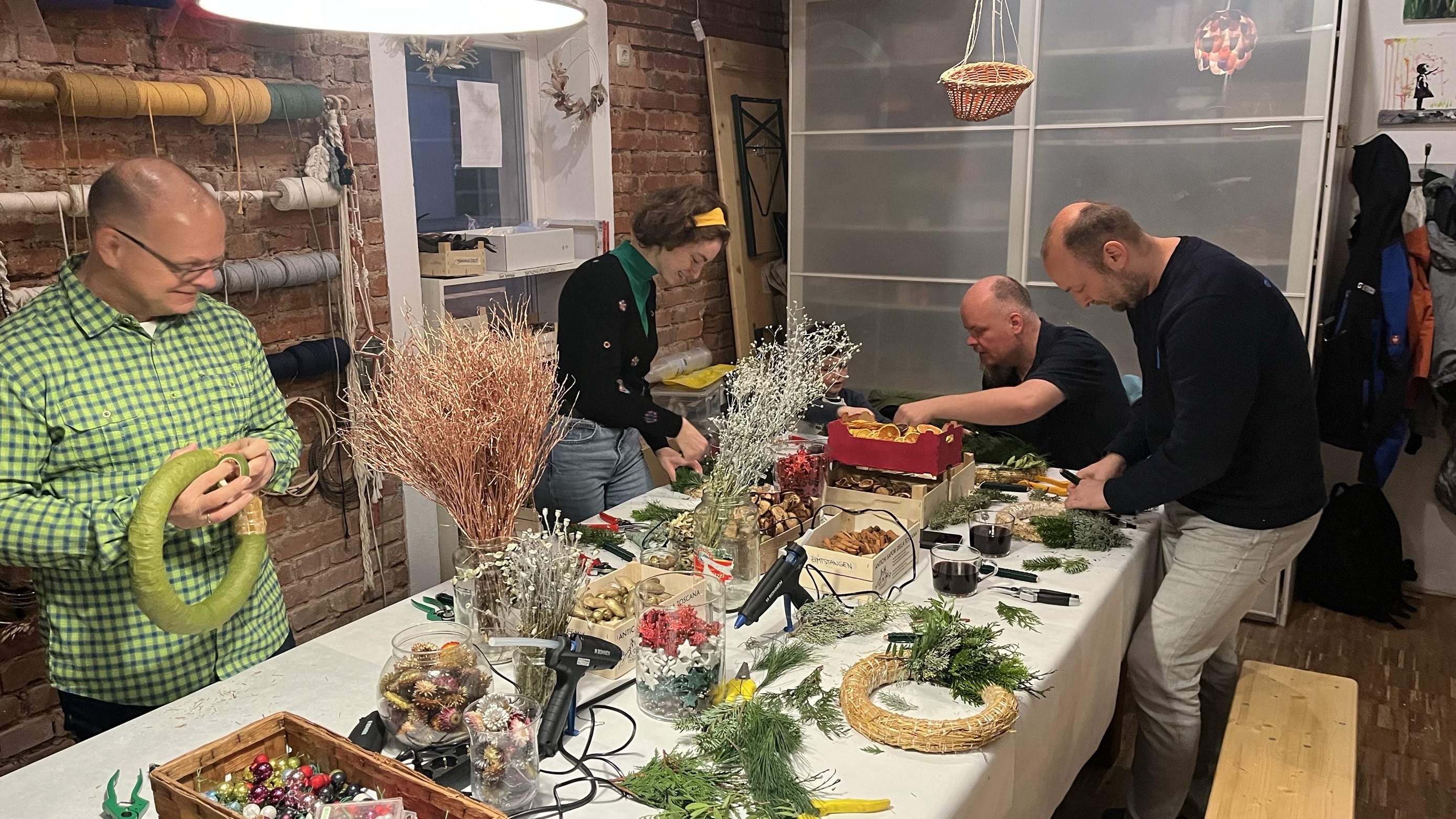 Vorbereitungen auf eine heimliche Zeit